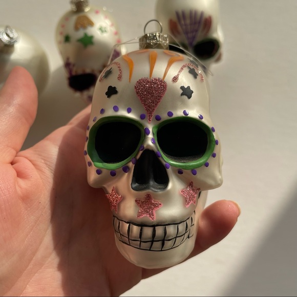 Halloween Day of the Dead Skull Ornaments (4) - Picture 14 of 16